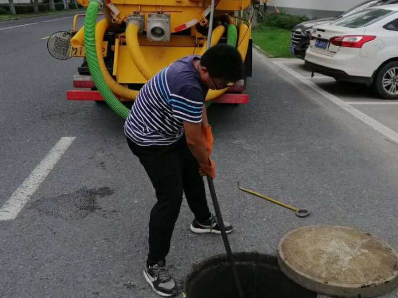 郑州高新区疏通下水道马桶，修水管马桶漏水维修电话